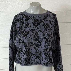 LIKE NEW Joylab cropped sweatshirt M